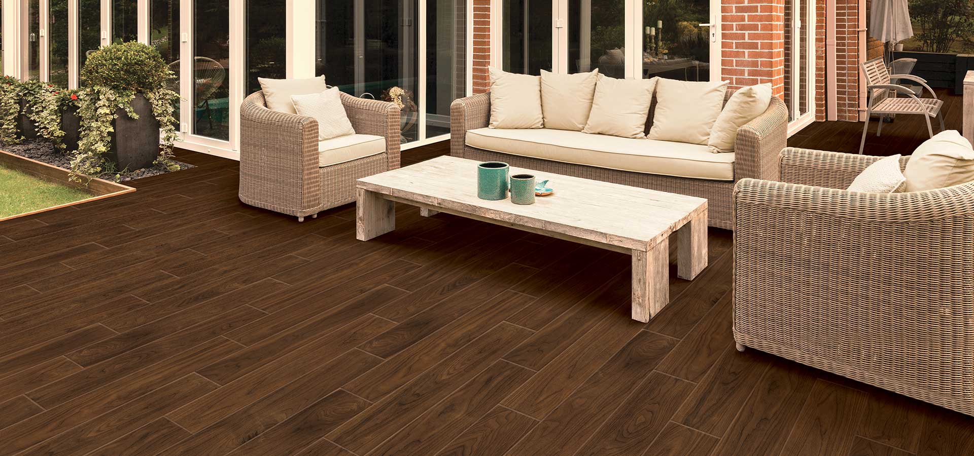 CHARM BROWN